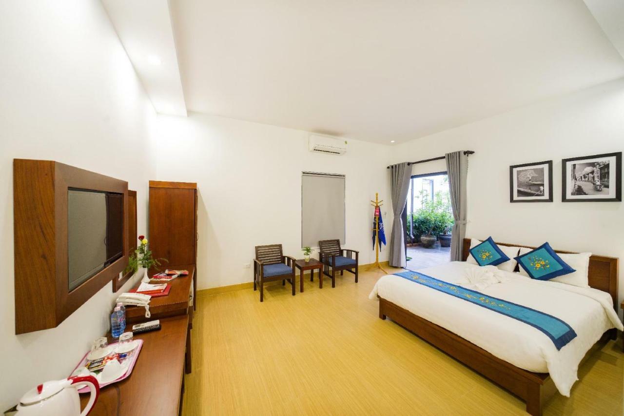 River Waves Villa Hoi An Exterior photo